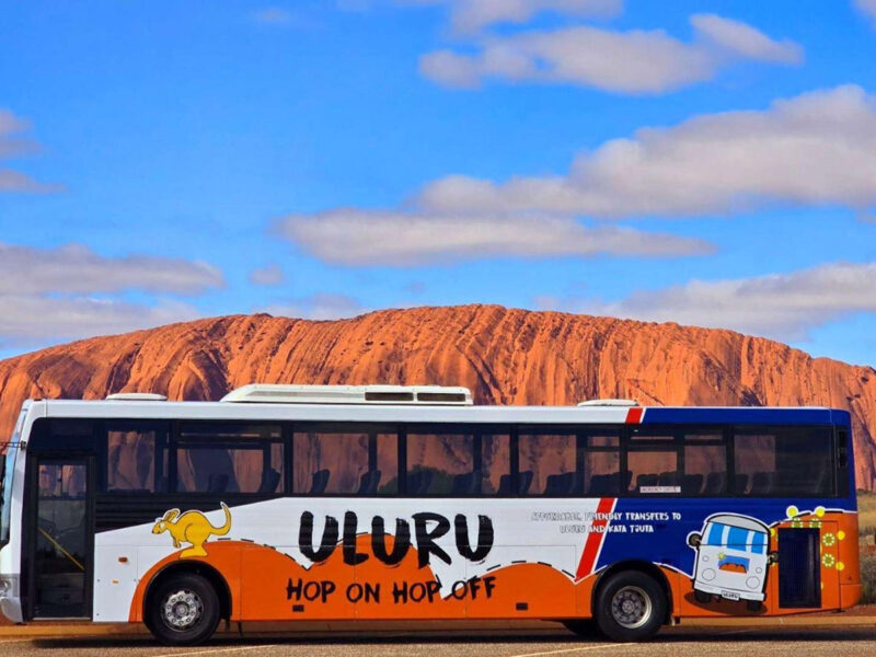 Uluṟu Hop On Hop Off Bus